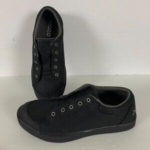 NWOT Mozo Womens The Maven Low Top Slip On Canvas Work Shoes 3738 Black